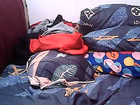 HornyWetholes live cam preview