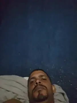 Santos240675 live cam preview