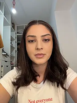 Lexi_Storm live cam on StripChat