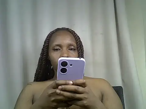 Sista_mary live cam on StripChat