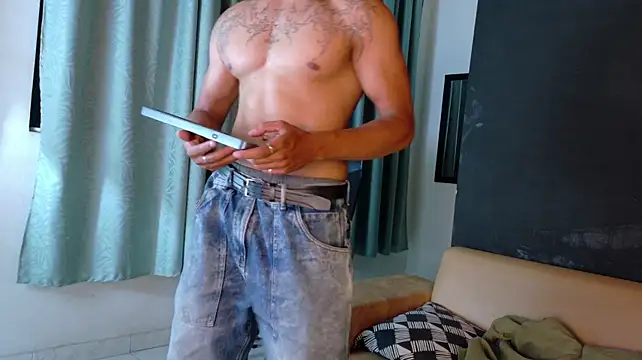 daniel_biig on Stripchat