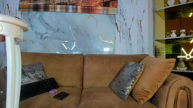 Aurora_Luxure live cam preview