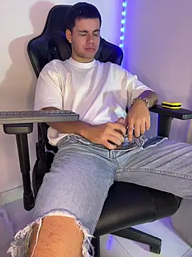Liam_Mateo live sex cam