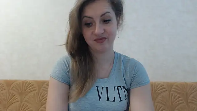 BonnieKiss8634