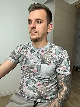 Huge_cock22cm live cam preview