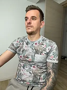 Huge_cock22cm