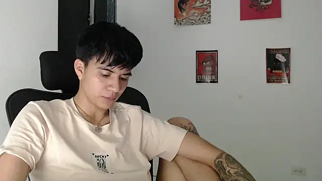Dha_lia0 live cam on StripChat