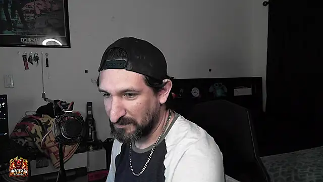 DevilPup75_ live cam preview