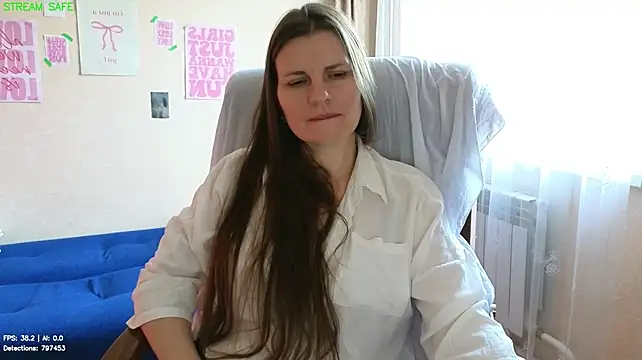Mirabelle_Velvet