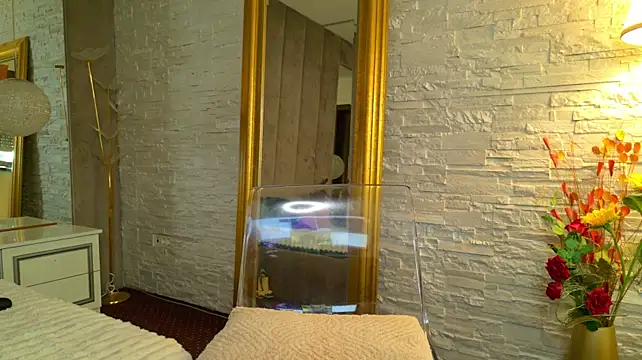 christahot live cam preview