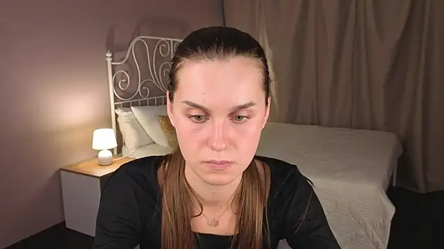 Alison_Bell live cam preview