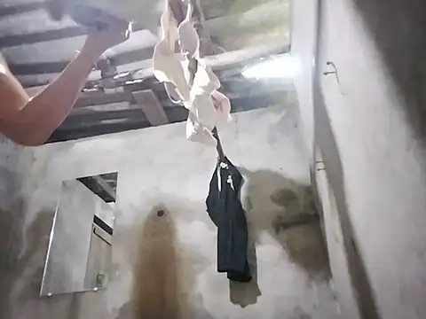 nakedfull111 live cam preview