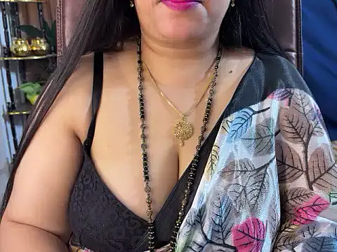 Curvy_Vincy4 live cam preview