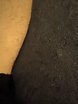 Heniek19cm on Stripchat