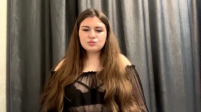 ConsuelaMineo live cam preview