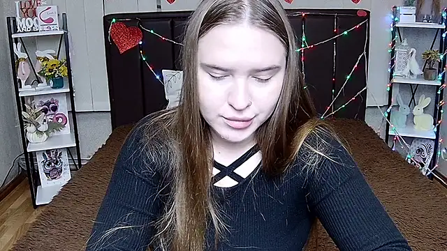 LauraHlot live cam preview