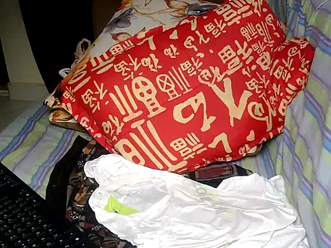 shamelessgodess live cam preview