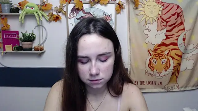 VeryVeryVeryShy_ live cam preview