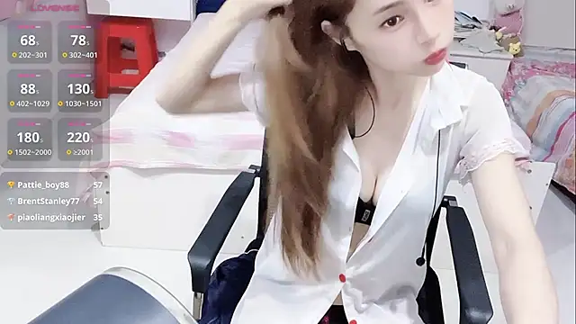 miaomiao-99 live cam on StripChat