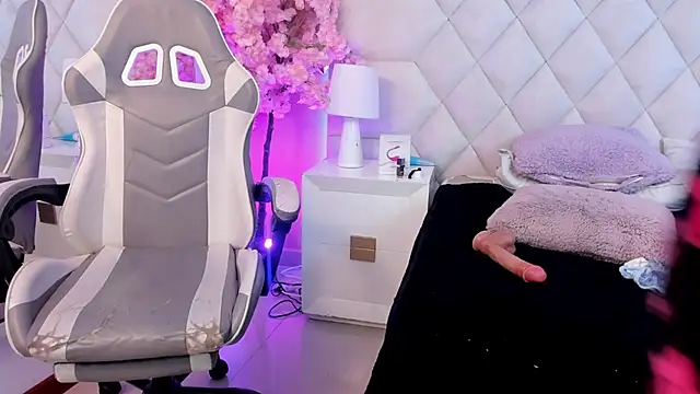 Chloe__fox_ live cam preview