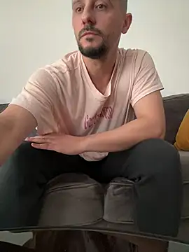 InsaneMattt live cam preview