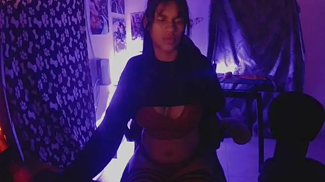 Couple_Moth666 webcam