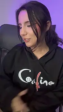 HollyPeachh