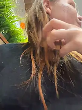SlavicCandy live cam preview