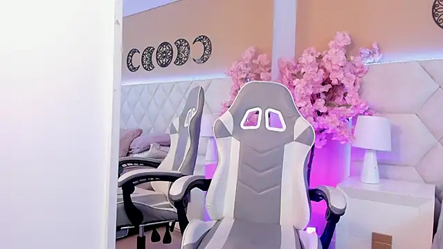 Chloe__fox_