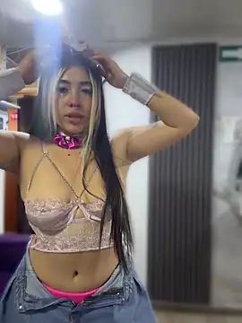 ManuelaVeeleez