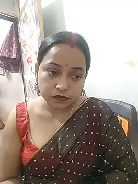 ninadi_hot live cam preview