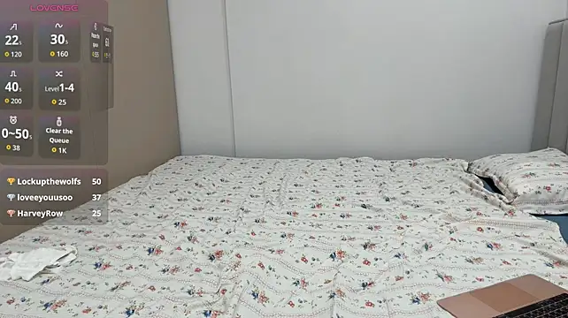 miiavixen live cam preview