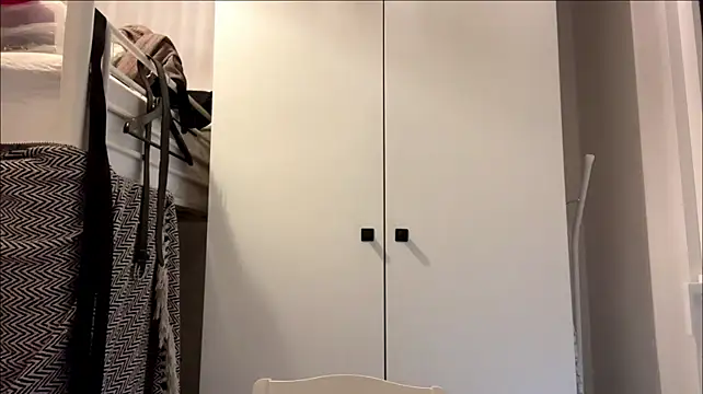 sereneglowz live cam preview