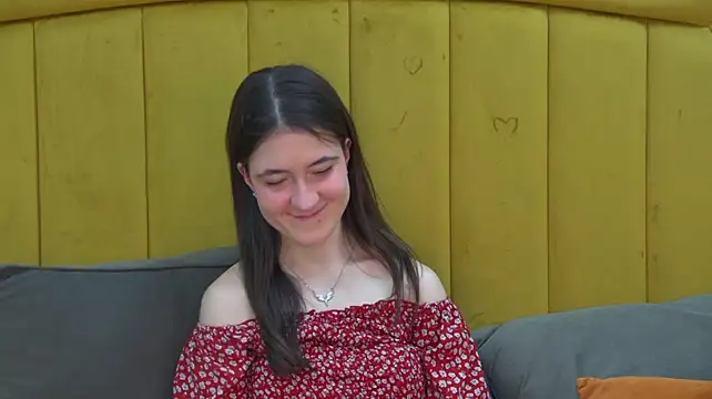 AprilWulkings live cam preview
