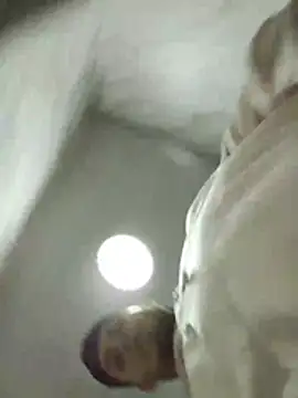 Jonath_1 live cam preview