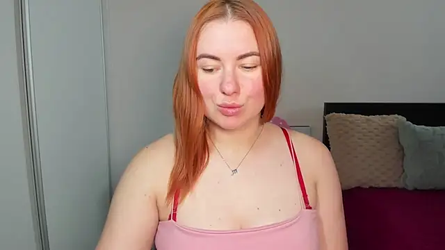 LAYLAxSTAR live cam preview
