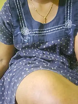 Tamil_hot_leena live cam preview