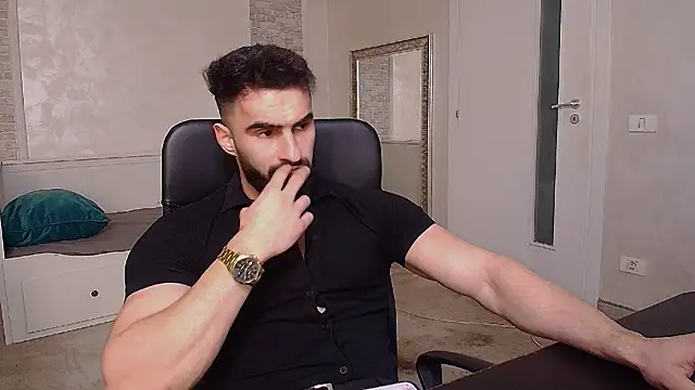 MicahLane live cam preview