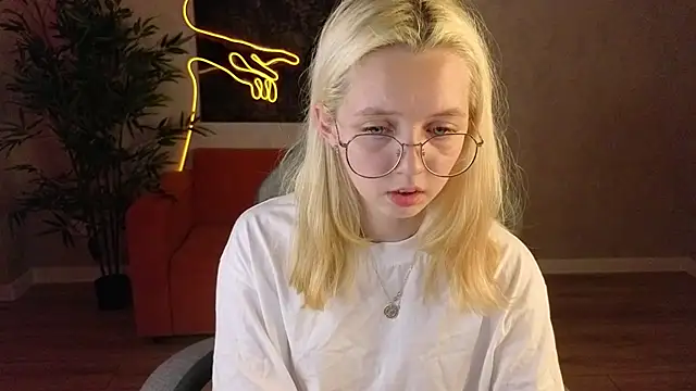 mollyy_snow