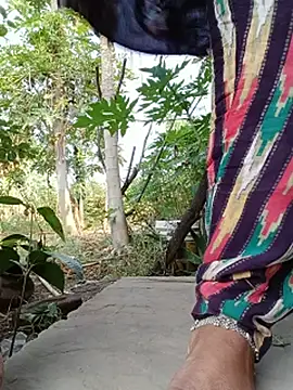 Mohni_bhabiji live cam preview
