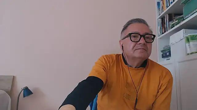 you6me (M grandpa) - Naked show cum