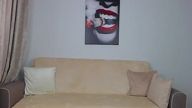 SaraDaisy live cam preview