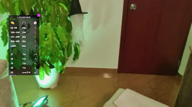 sara_tayylor live cam preview