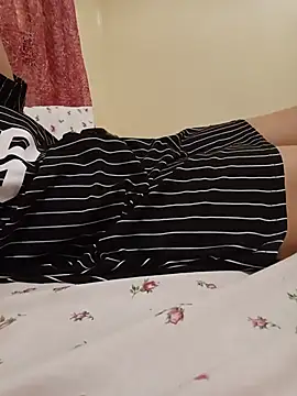 Farah-_nono