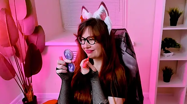 CarolGiggly live cam preview