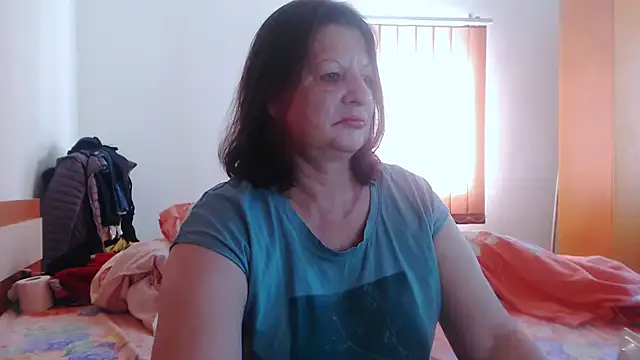 ExtasyMature live cam preview