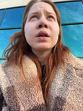 SlavicCandy live cam preview