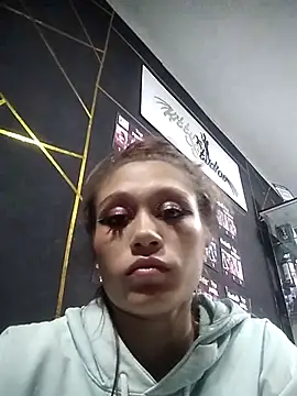 Treicyks live cam on StripChat