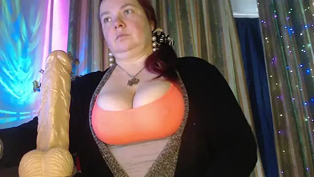 amorelara live cam on StripChat