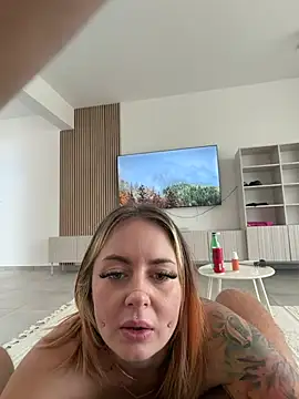 ObviouslyPeachy live cam on StripChat